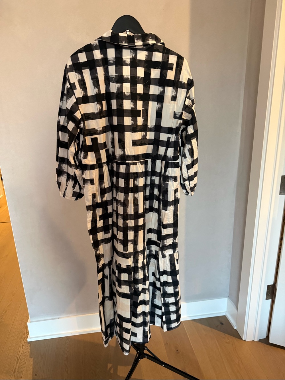 Maeve Black and Cream Abstract Grid Maxi Shirt Dress - Picture 4 of 4